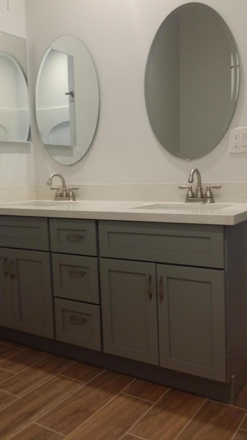 Double Sinks in Master