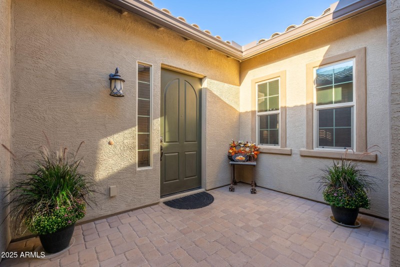 10136 E Grandview St - 04