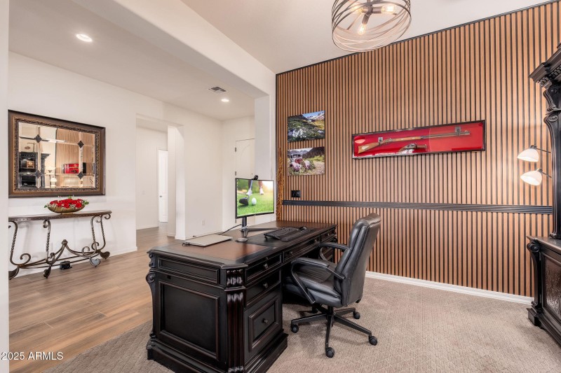 10136 E Grandview St - 09