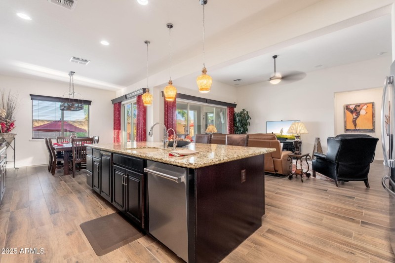 10136 E Grandview St - 18