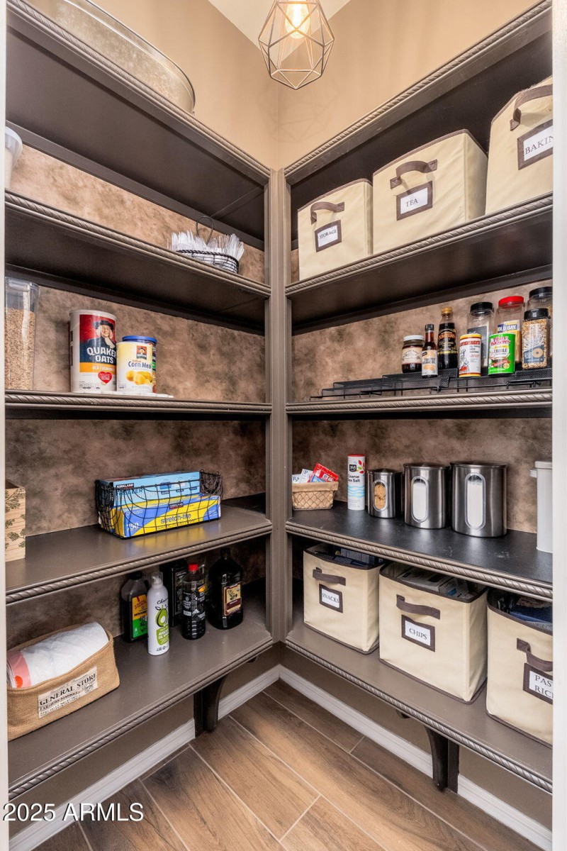 10136 E Grandview St - 21