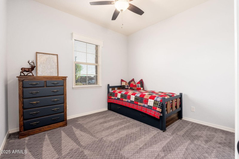 10136 E Grandview St - 32