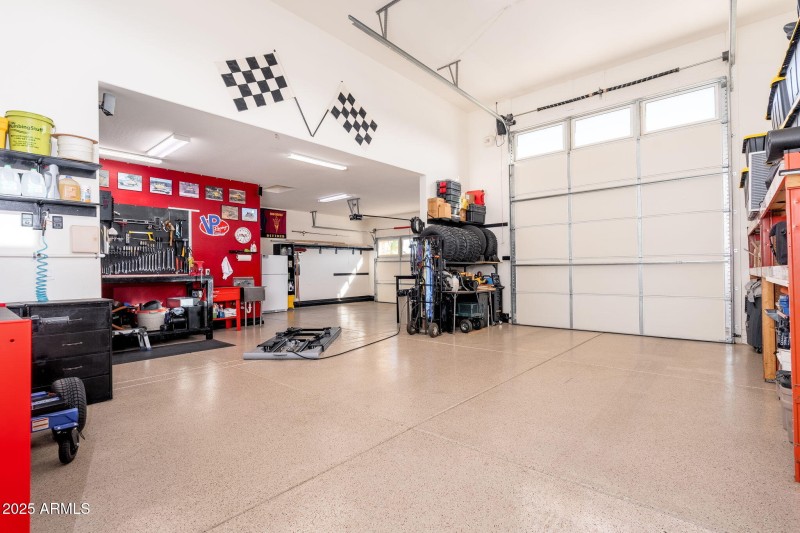 10136 E Grandview St - 39