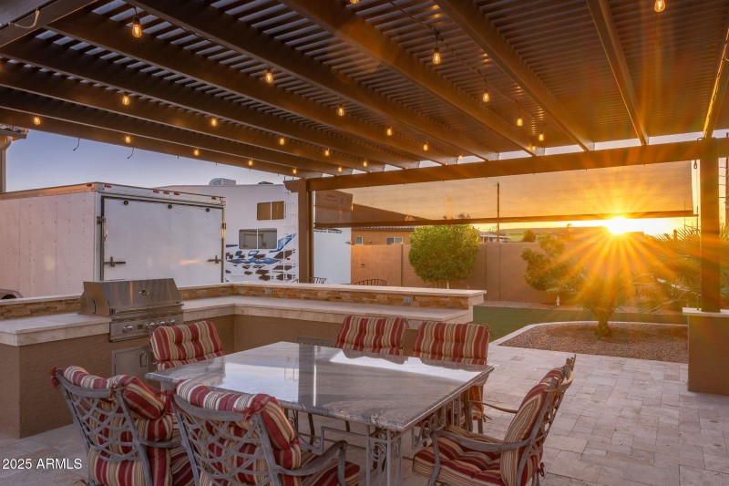 10136 E Grandview St - 63