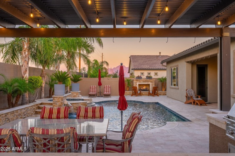 10136 E Grandview St - 65