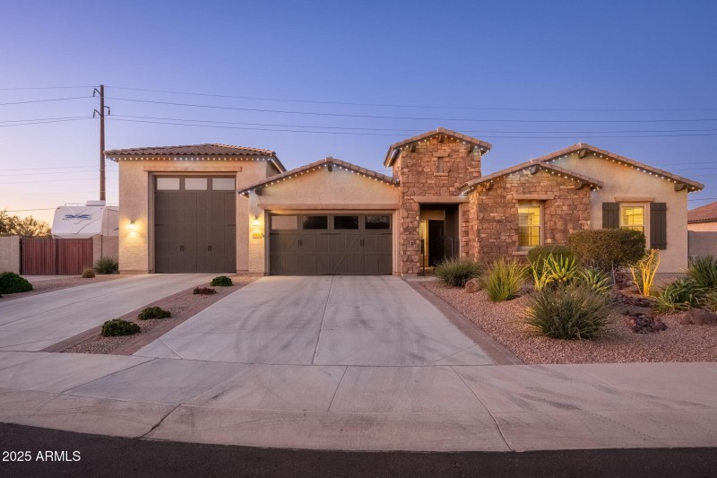 10136 E Grandview St - 67