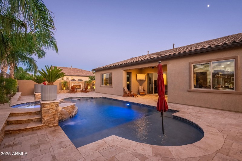 10136 E Grandview St - 72