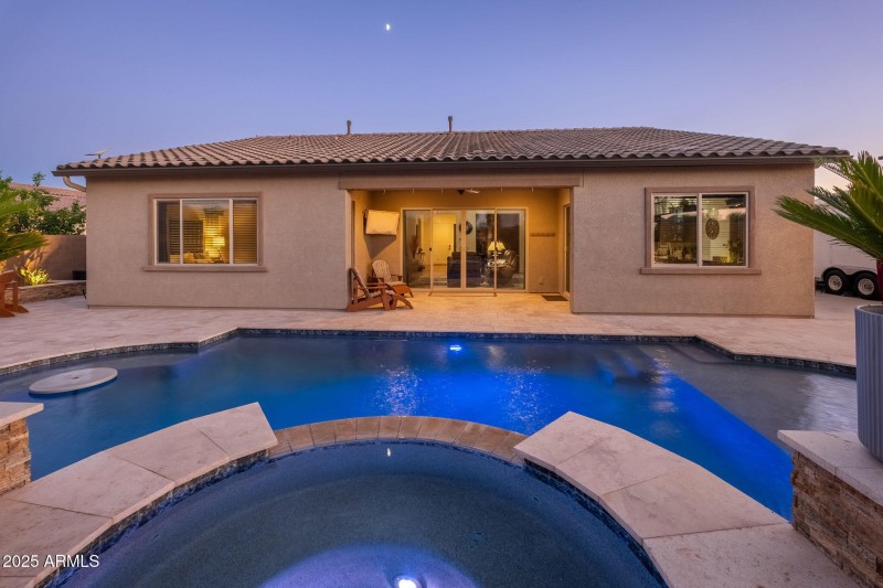 10136 E Grandview St - 74