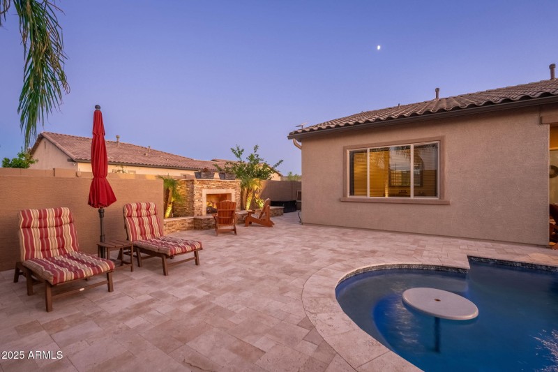 10136 E Grandview St - 75