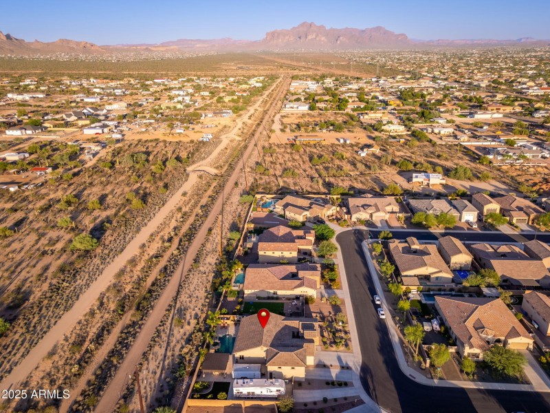 10136 E Grandview St - 88