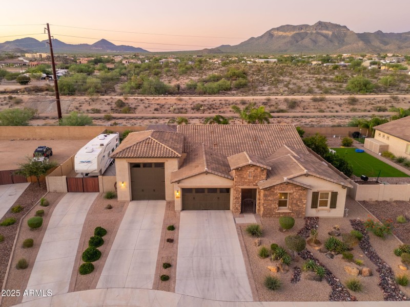 10136 E Grandview St - 90