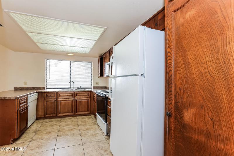 7-photo-Kitchen-0f992b44-b545-4fde-93b3-