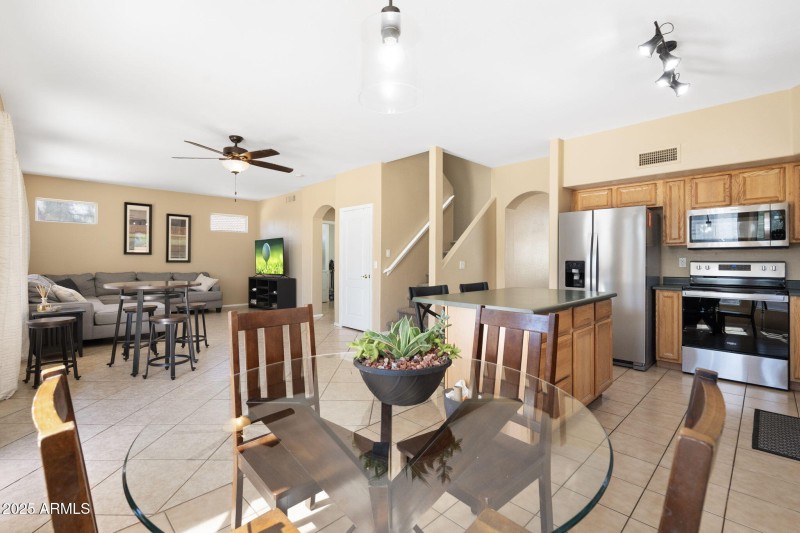 9-web-or-mls-QVB01908