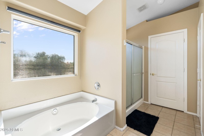 38-web-or-mls-QVB02005