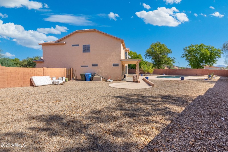 48-web-or-mls-QVB01859-HDR-Edit