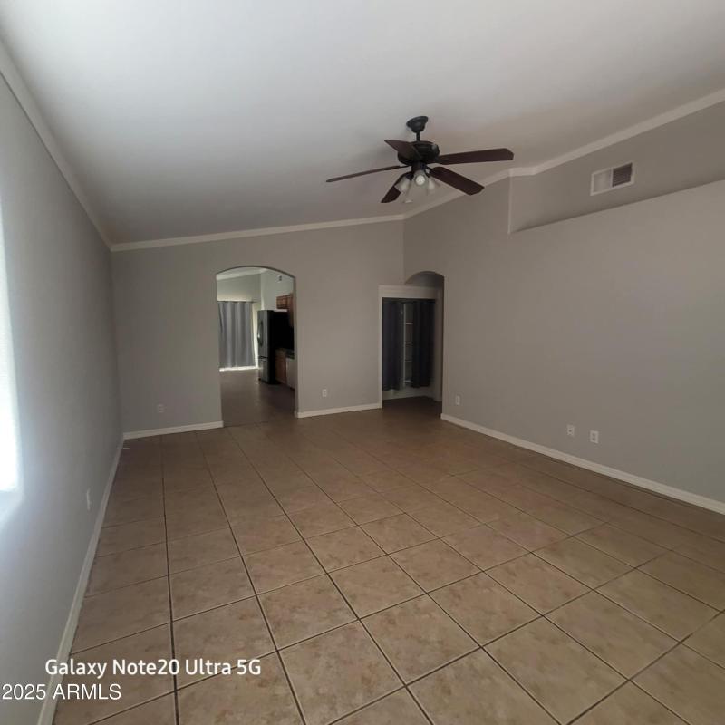 Messenger_creation_BE2945EF-818E-44DC-A1