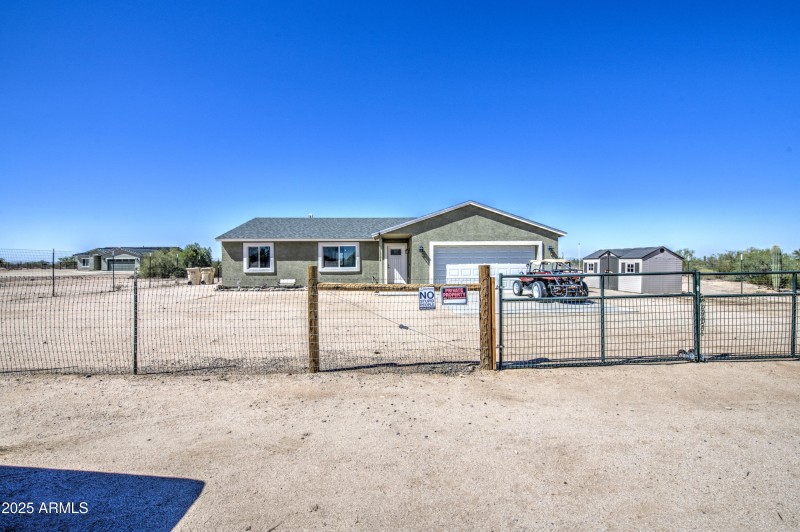Front with gated fencing