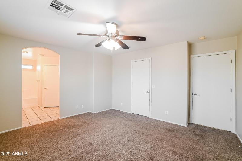 1004649.1021 W MESQUITE AVE - Main Bedro