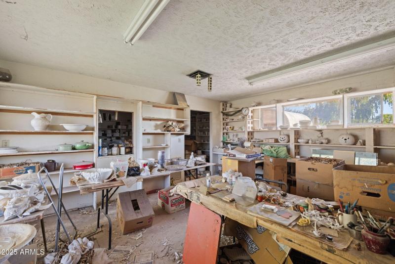 Front House Ceramic Studio / Storage