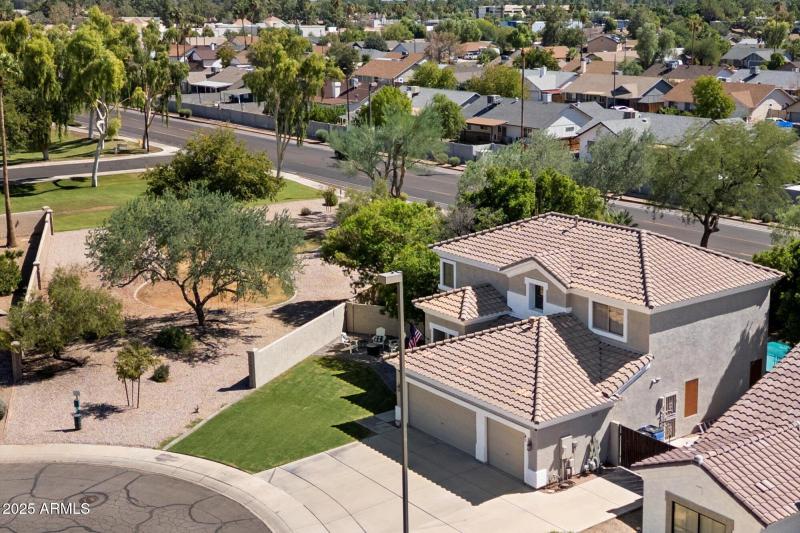 Corner Lot w/ one neighbor