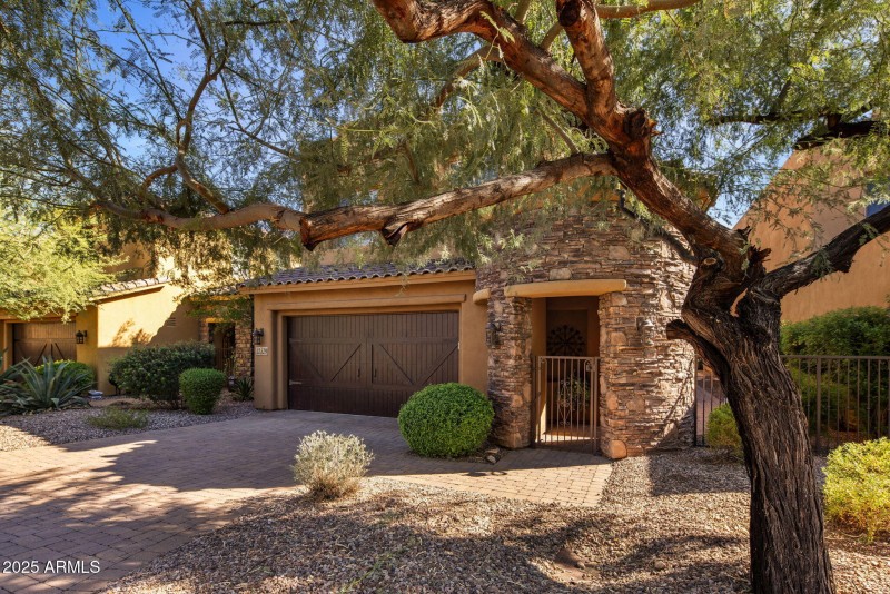 26-web-or-mls-D46A9880 copy