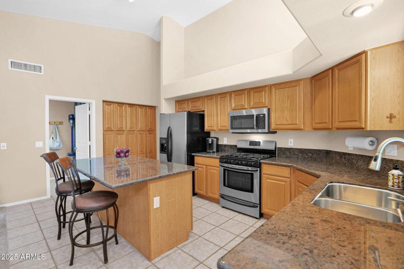 1701 Springfield - 12Kitchen