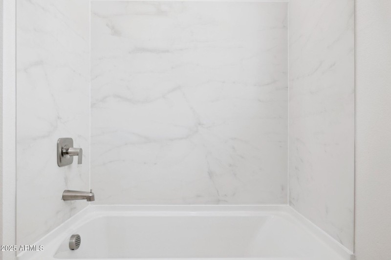 36-web-or-mls-17746-w-vogel-ave-lot-161-