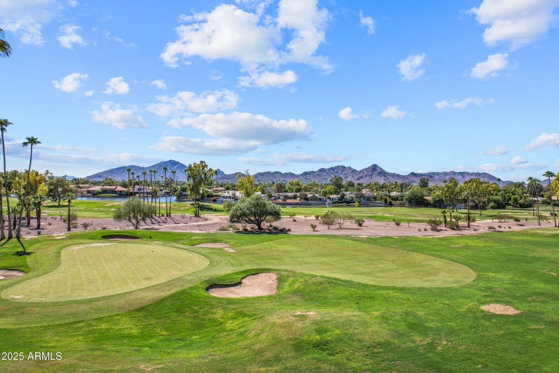 8436 N Vía Linda-47