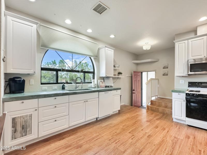 dc9e5cd055c1d9bdae9ff341e3bf6bc4acb78356