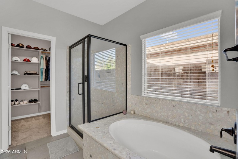 24-web-or-mls-489 W Flame Tree Ave-21