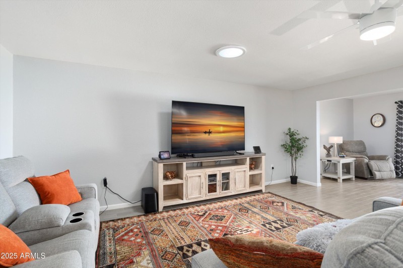 07-19422 N Camino Del Sol