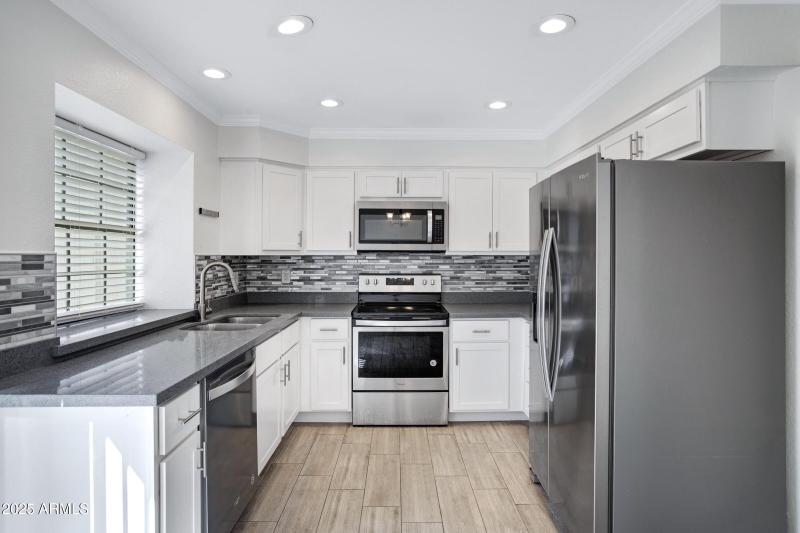 5704 E Aire Libre Ave Unit 1061-12