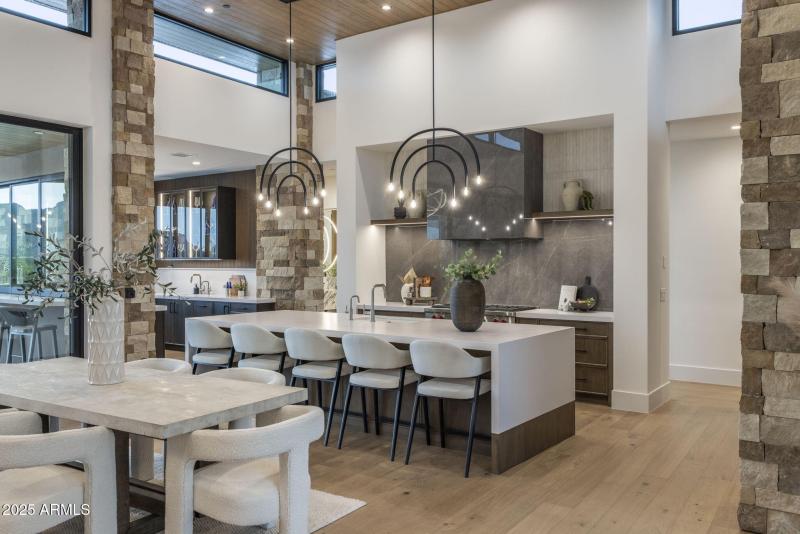 12-web-or-mls-D46A8306