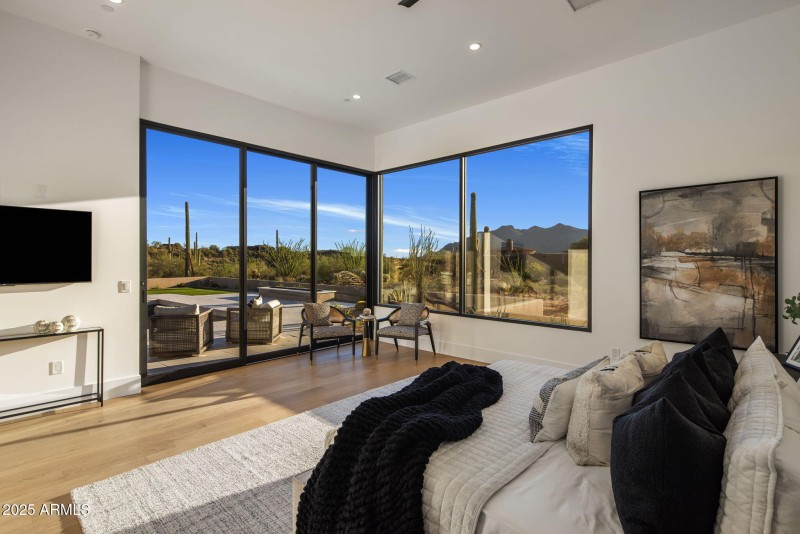 27-web-or-mls-D46A8792 copy