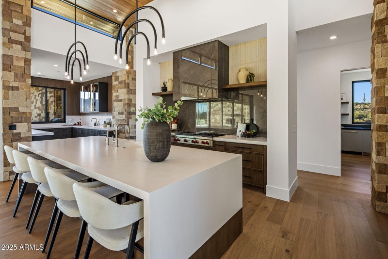 38-web-or-mls-D46A8863 copy