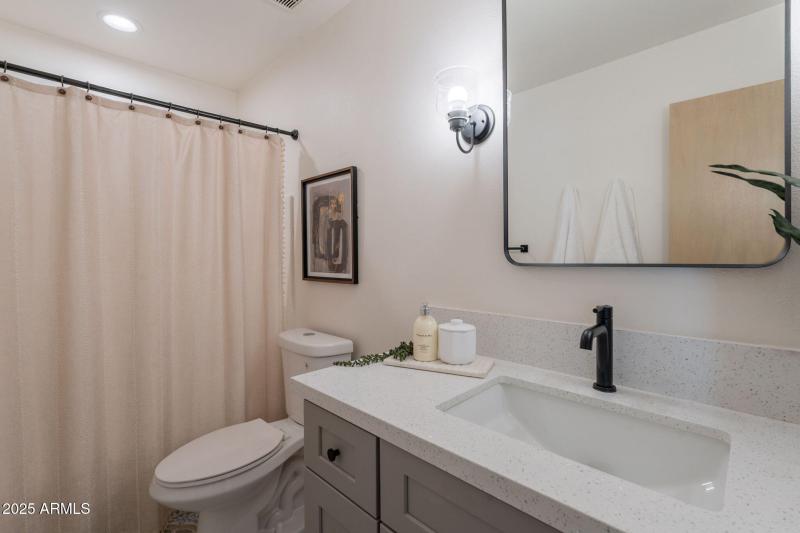 18-web-or-mls-Fairmont-18