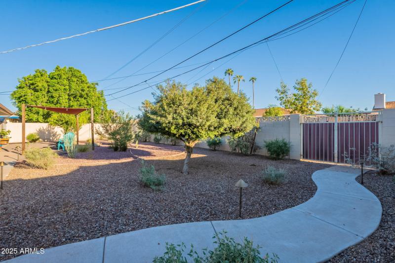 38-web-or-mls-Fairmont-38