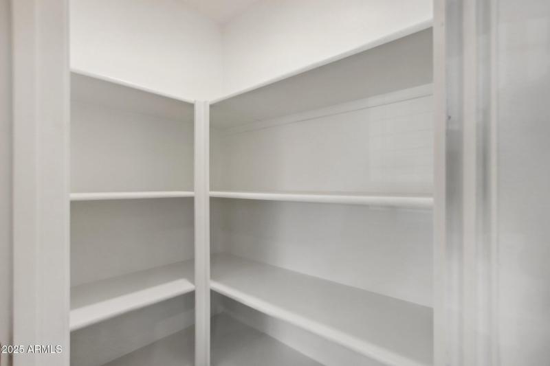 12945 W Greenway Rd h108-012