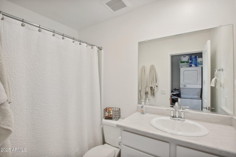 12945 W Greenway Rd L102-011