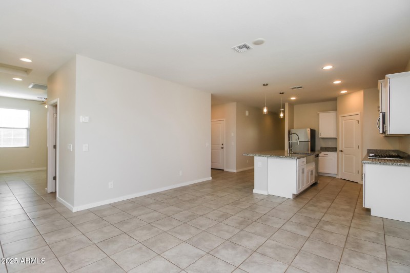 006-photo-living-room-14849491