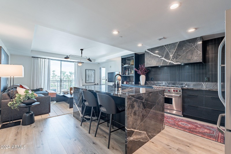 12-web-or-mls-Main-12