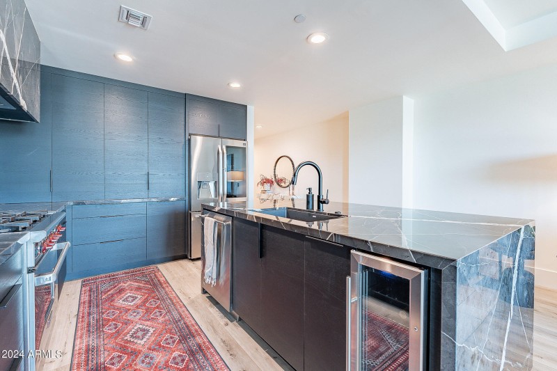 16-web-or-mls-Main-16