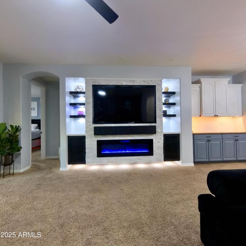 Living room Fireplace