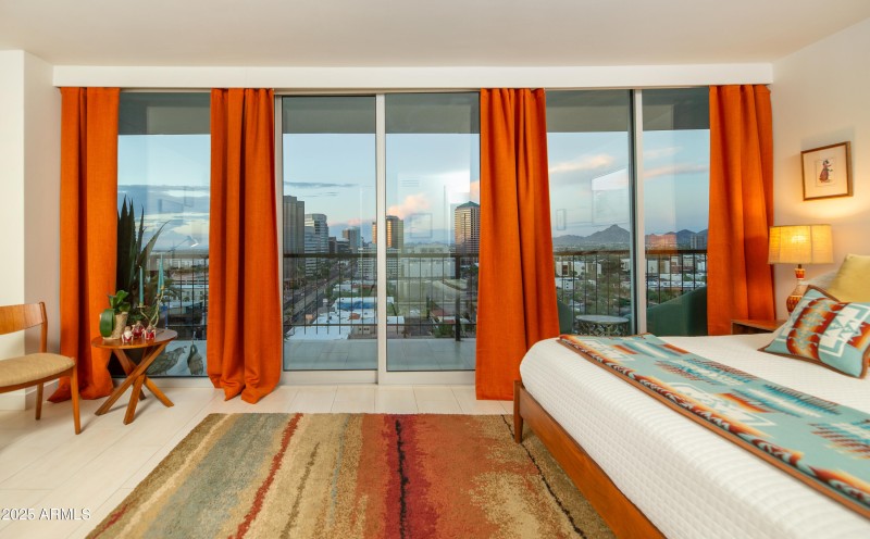 30 Primary bedroom 1d