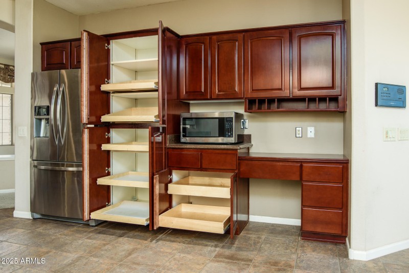 22.0 Lots of Rollout Shelving