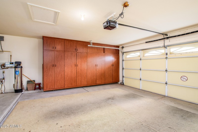 32.0 Garage Storage Cabinets