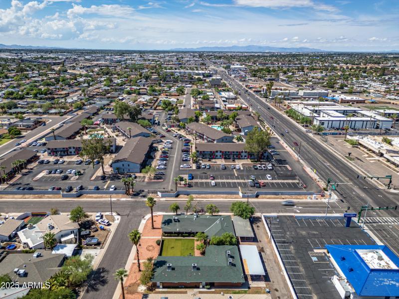 multifamily-renovation-phx-1940-amelia-a