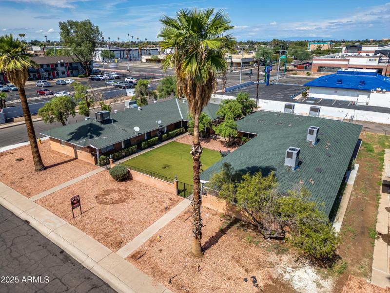 multifamily-renovation-phx-1940-amelia-a