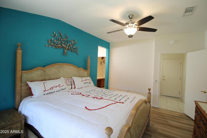 MASTER BEDROOM TOWARD BATHROOM