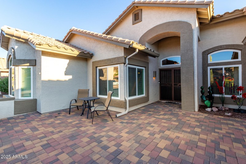 8807 E SAGUARO BLOSSOM RD